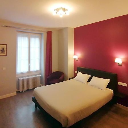 Hotel Le Dormeux Mehun-sur-Yevre Bagian luar foto